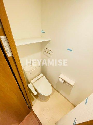 Apartment Grus Okamachiのトイレ|※同間取りの別の階のお部屋の画像です※