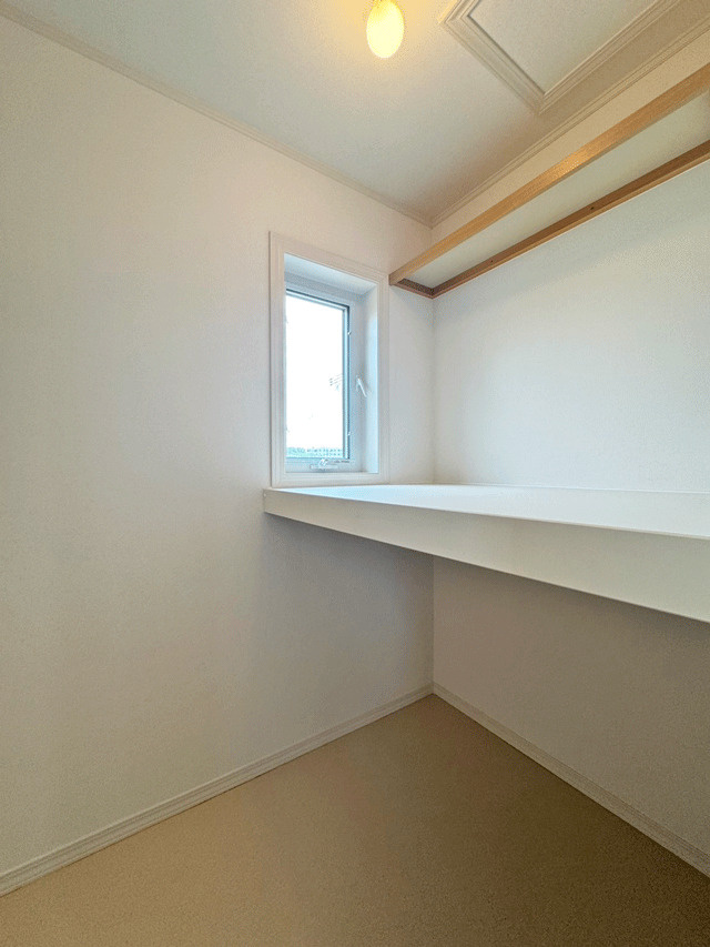 名取市ゆりが丘4丁目の収納