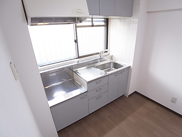 神戸市兵庫区門口町の賃貸マンションのキッチン|キッチン（ガスコンロ設置可）