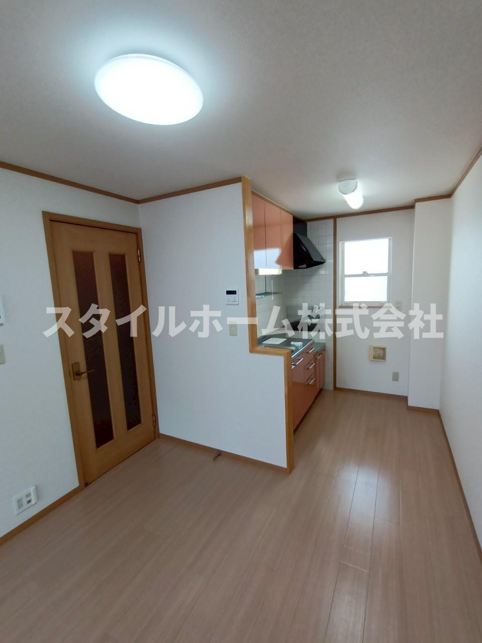 グランビア牛久保の居間・リビング