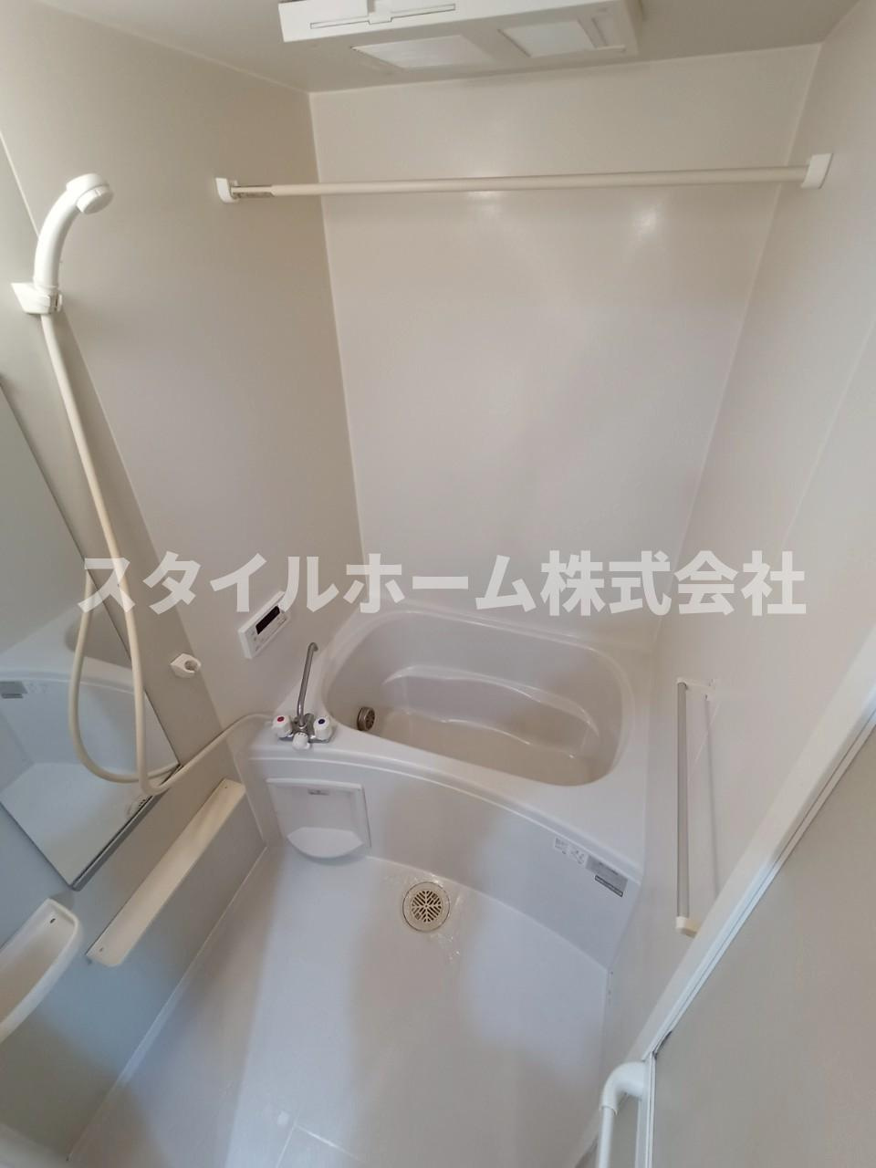 グランビア牛久保の浴室