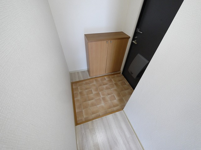 ビレッジ堀川Aの玄関