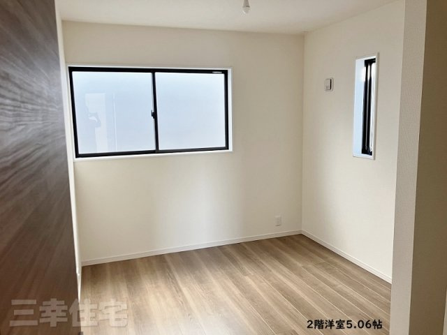 碧南市沢渡町の洋室