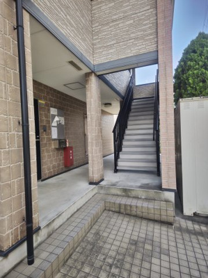 【ロビー】 | フジパレス倉治 | ゆとりのあるロビーです