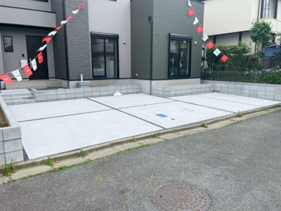 【駐車場】 | 富里市日吉台１号棟 | 即日のご見学も可能です。お気軽に0476-37-3888までお問合せ下さい。