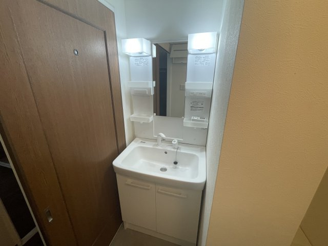 リベール姫路岡町の洗面所