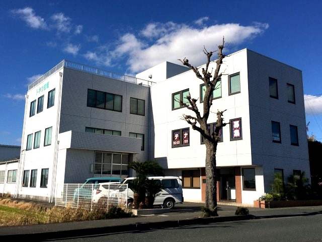 法枝町貸倉庫の外観
