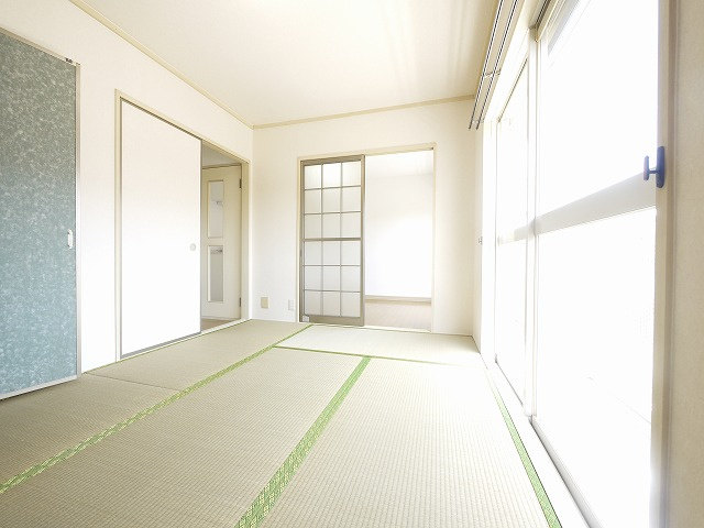 ヴィラージュ堀川Aの寝室