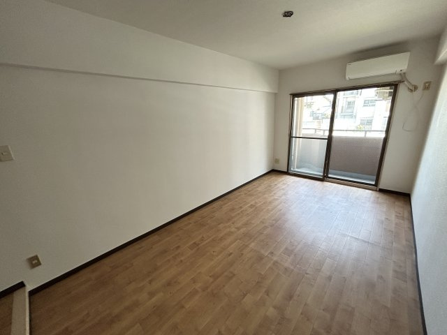 ラ・トゥールナリタのその他