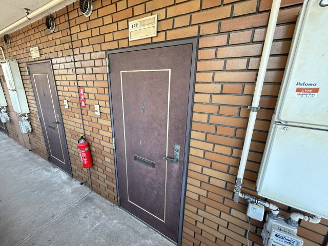 ラ・トゥールナリタの玄関