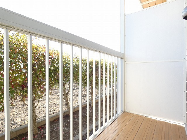 カンパーニュ弐番館のバルコニー