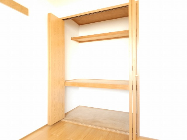 カンパーニュ弐番館の収納