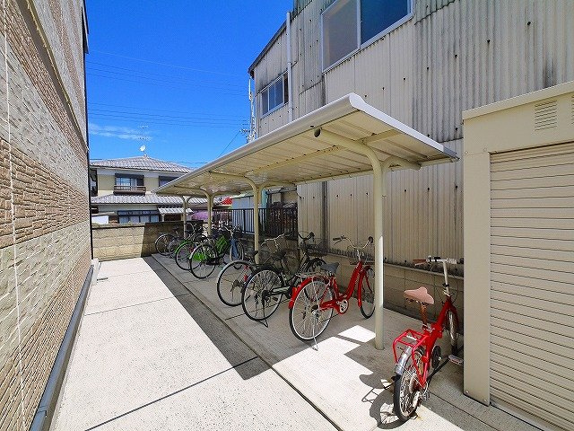 レオパレスゆとり　天理のその他共用部分|自転車置き場