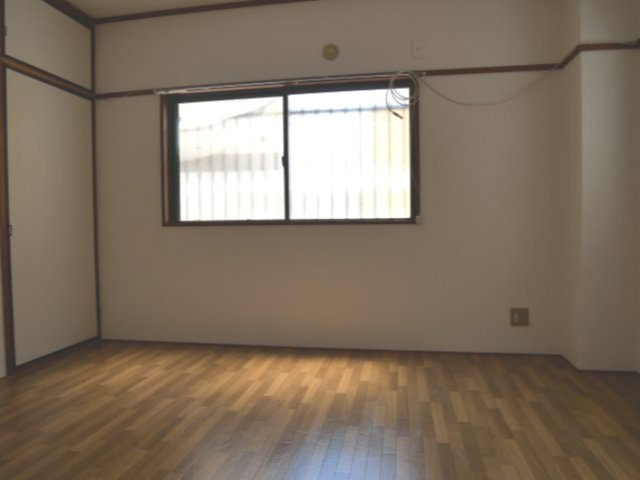 【寝室】 | シャンブル・ド青山