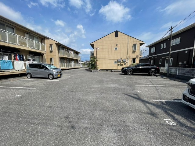 館山市上真倉　3棟1括アパートの駐車場