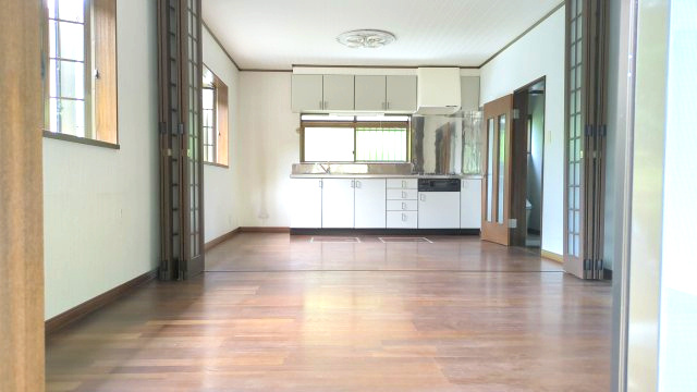 【居間・リビング】 | 大網白里市四天木乙　中古戸建