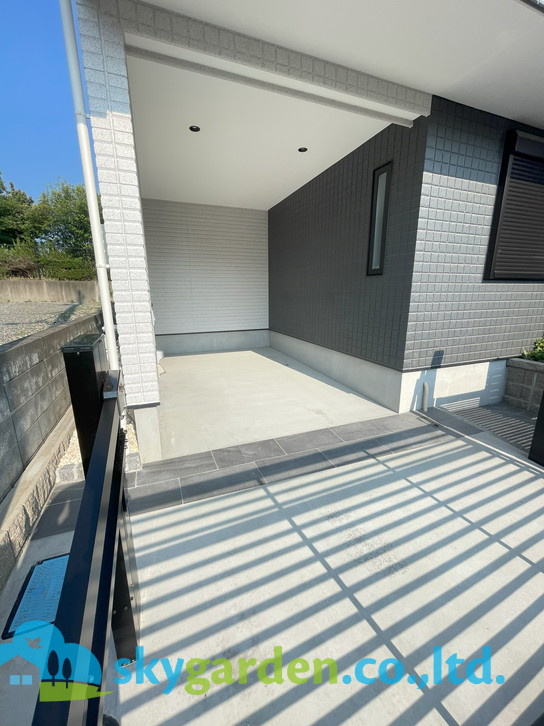 藤沢市石川2丁目　新築戸建　全1棟1号棟の駐車場