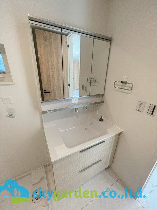 藤沢市石川2丁目　新築戸建　全1棟1号棟の独立洗面台