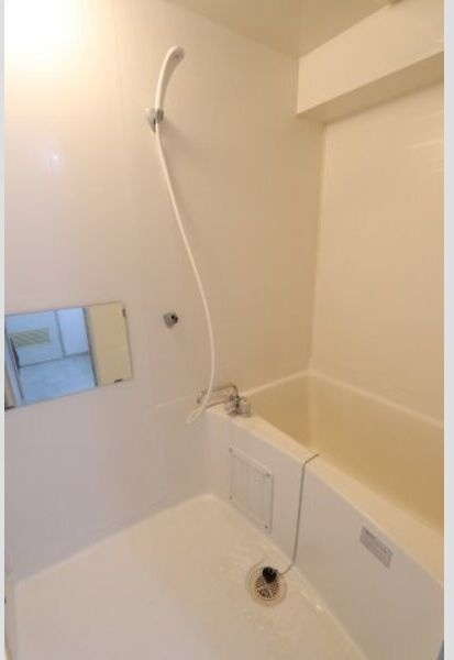 明正雅ハイツの浴室|お風呂で日々の疲れを落としましょう