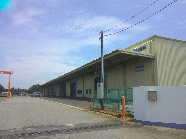 八街市沖の倉庫