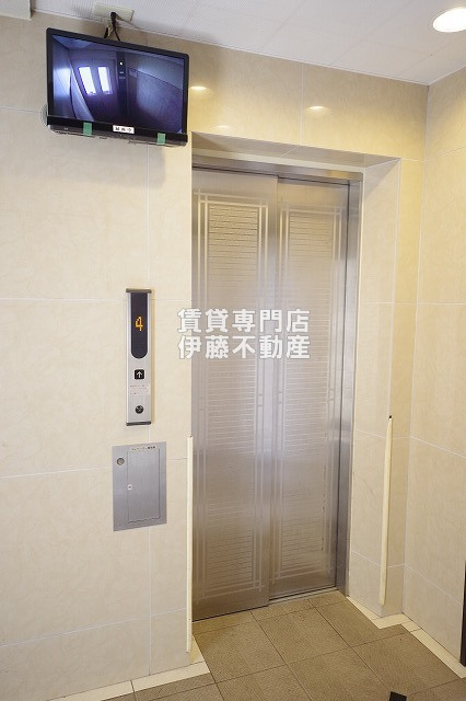 ラドーニ清水のロビー