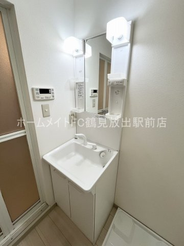 大阪市城東区永田４丁目の賃貸マンションの独立洗面台