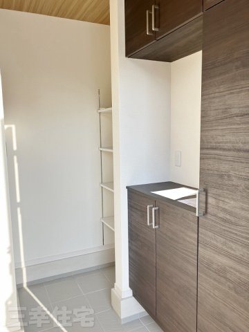 碧南市沢渡町の設備|宅配ボックスあります♪