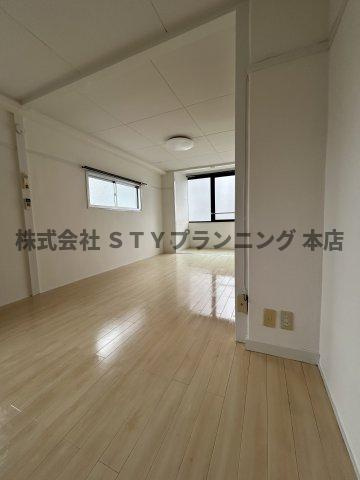 仲介手数料０円！東山パークビ！の居間・リビング