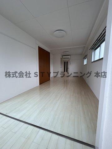 仲介手数料０円！東山パークビ！の居間・リビング