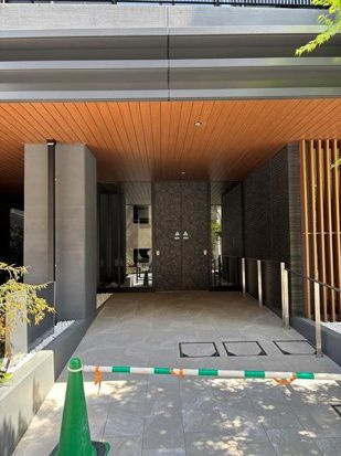 パークアクシス文京本郷のエントランス