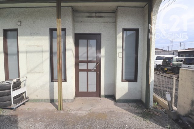 【玄関】 | 昭島市東町5丁目　中古戸建 | 玄関