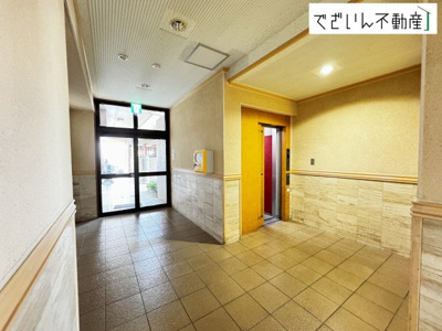 【エントランス】 | コンフォート籠原南 | 現地(2025年6月撮影)