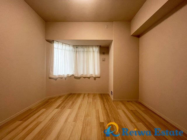 ヴェレーナ茅ヶ崎海岸の洋室