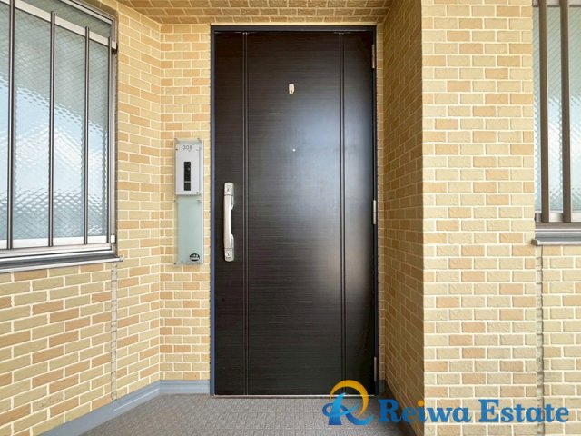 ヴェレーナ茅ヶ崎海岸の玄関