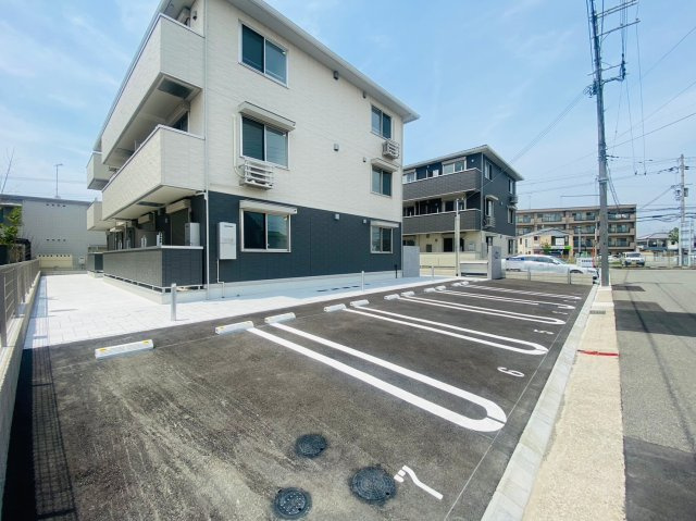 フェリーチェ明石大久保の駐車場