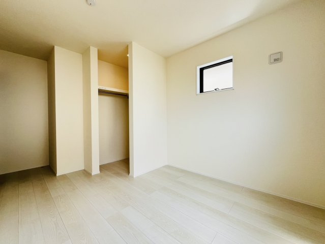 刈谷市野田町北菰神9-1『仲介手数料無料』新築戸建ての洋室