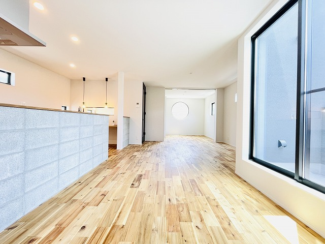 【居間・リビング】 | 早良区野芥５丁目(2号地)　戸建て