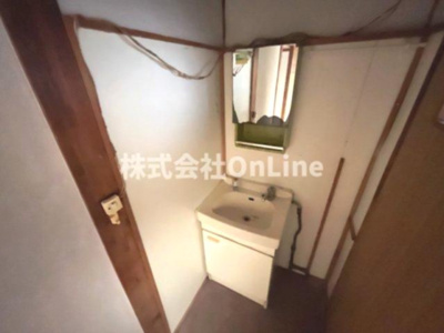【独立洗面台】 | 明美町２丁目テラス　西側