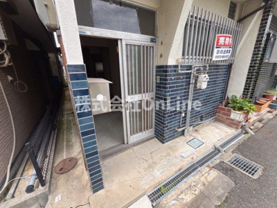 【エントランス】 | 明美町２丁目テラス　西側