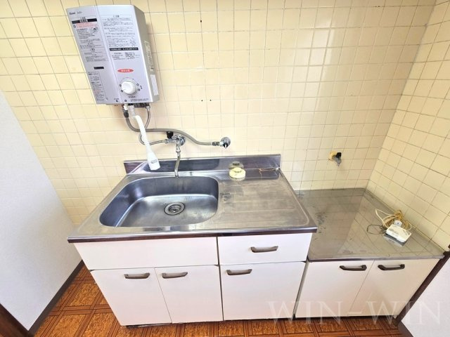 ゆたかマンションのキッチン|イメージ（同建物内別部屋の写真です）