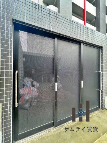 ブランシエスタ東別院のエントランス