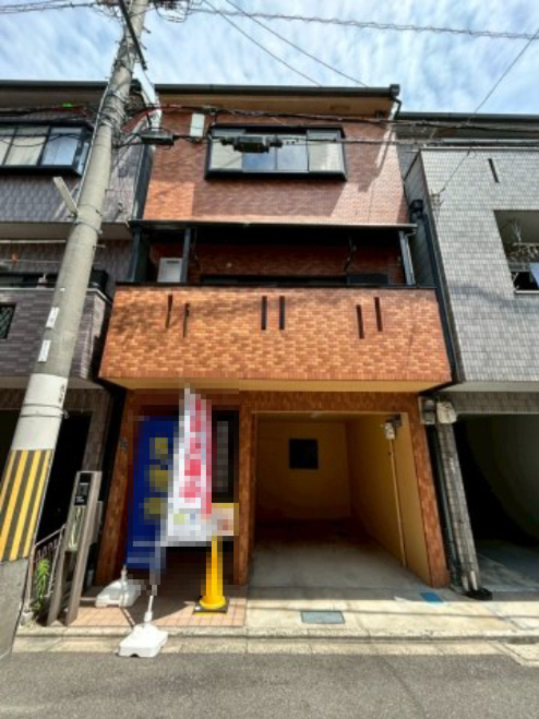 守口市南寺方南通３丁目の外観|木造・RC造３階建です