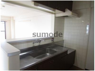 ジェイプライド茨木のキッチン