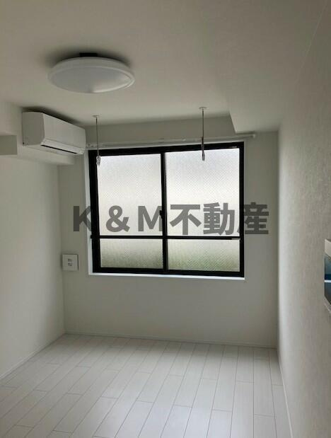 グランドメゾンの内装|明るい室内です