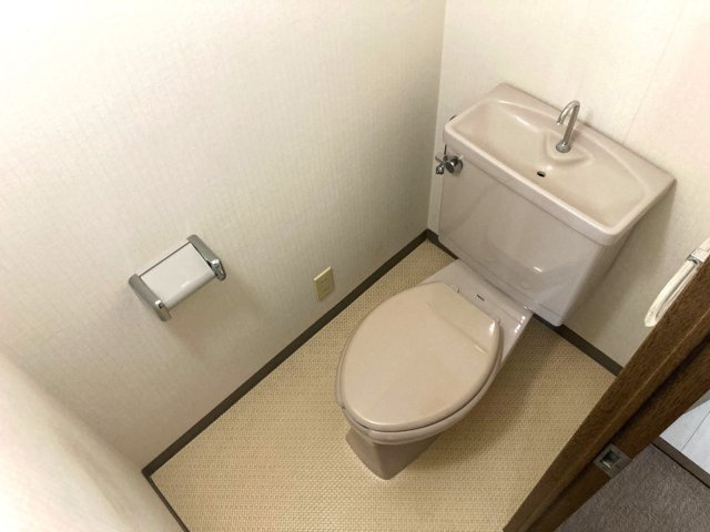 プレセランス山の街のトイレ|ウォシュレットの取付もご自身で可能です