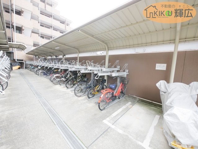 グランプレステージ明石魚住駅前　7階の駐輪場