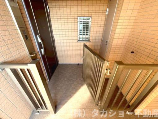 【玄関】 | サンクレイドル八幡宿