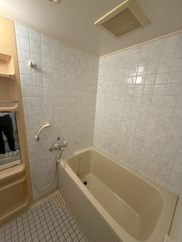 フォルム五条通りの浴室|浴室です。リフォームプランもご提案可能です。
