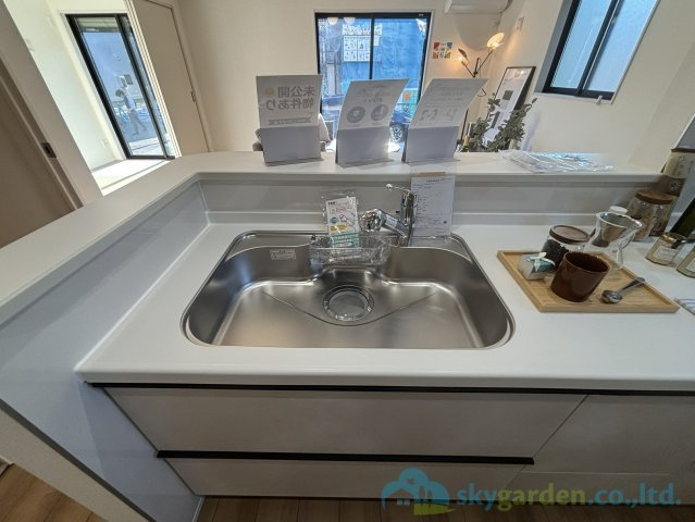 秦野市曽屋3期　新築戸建　全18棟5号棟のキッチン