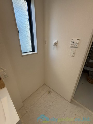 秦野市曽屋3期　新築戸建　全18棟5号棟のランドリースペース